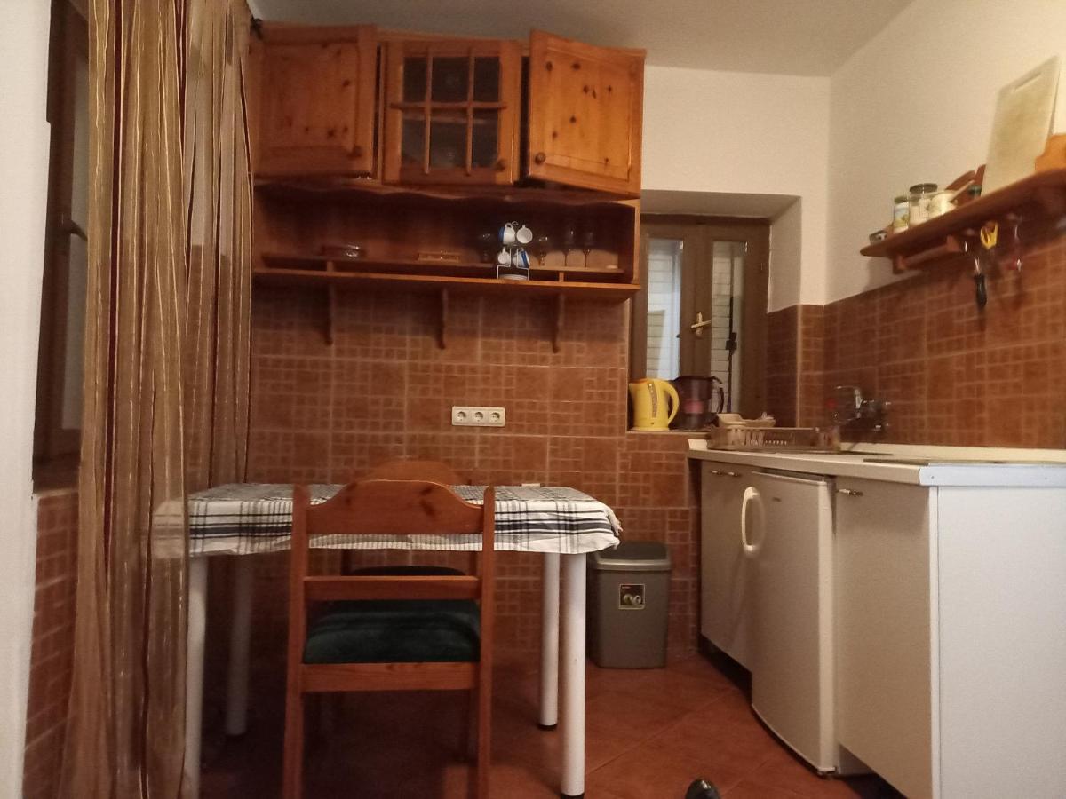 Apartment Katarina Risan Buitenkant foto